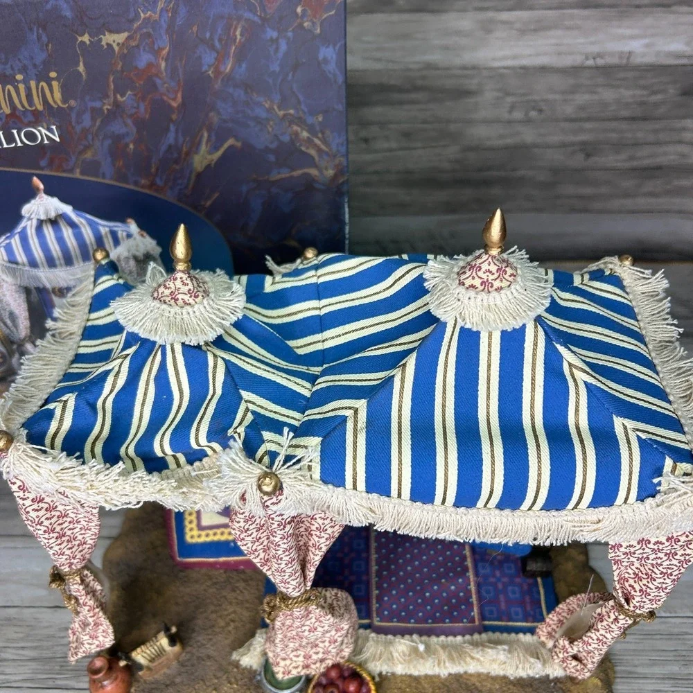 Fontanini King's Pavilion Tent w/ box 5